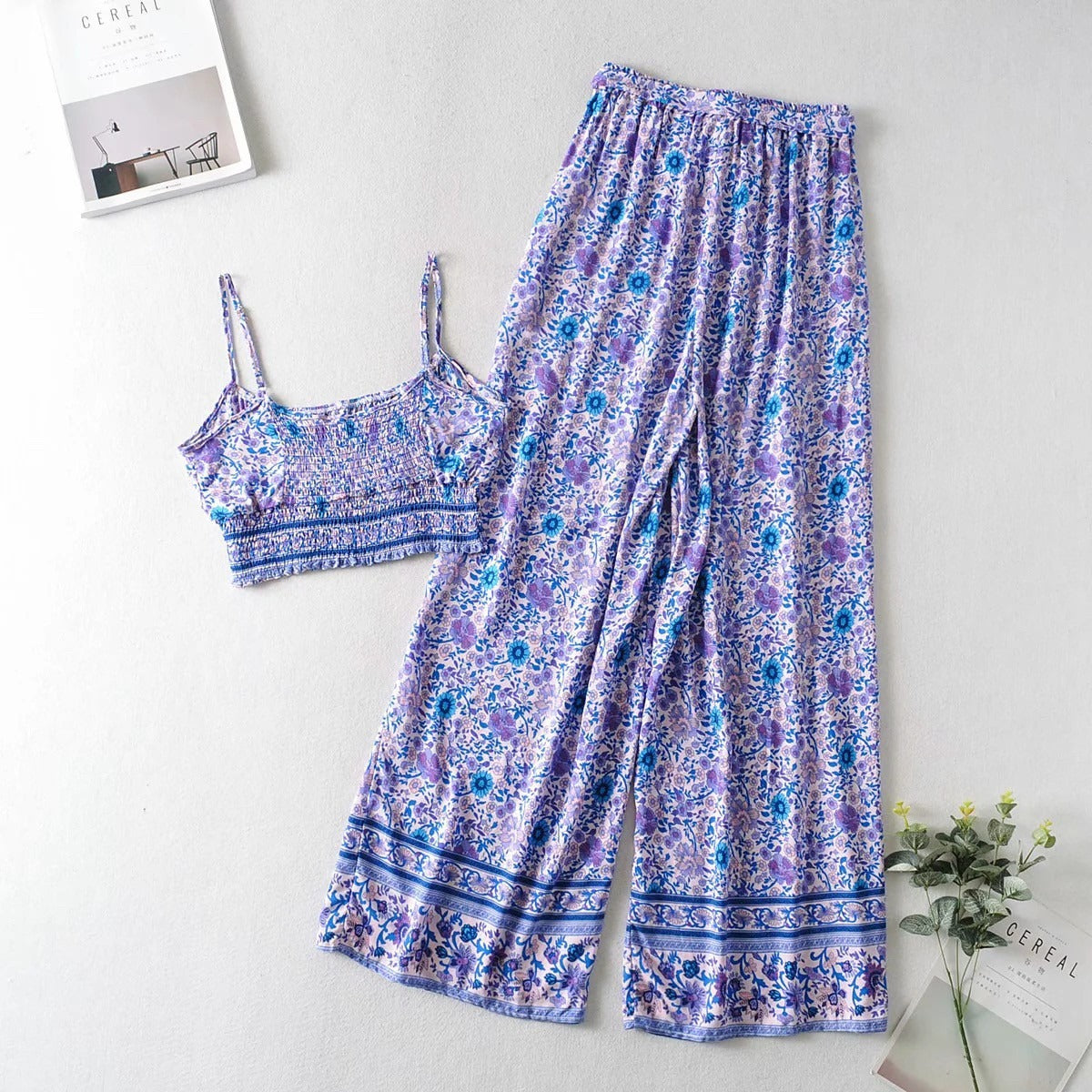 Vintage Pattern Two-piece Set with Wide Legged Pants and Cropped Camisole Top