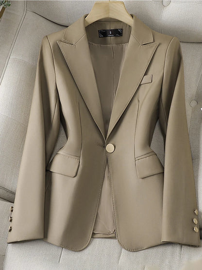 Tailored Power Blazer – Classic Structure, Bold Versatility