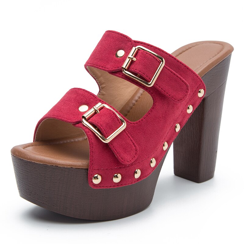 Chunky Buckle Platform Heels – Retro Wood Grain Block Sandals