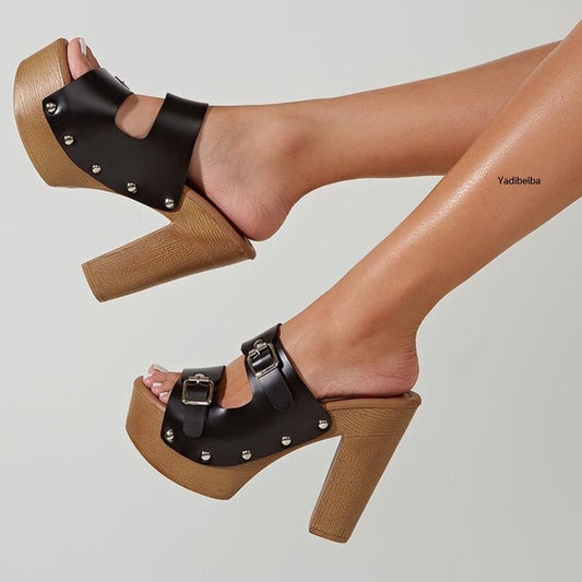 Chunky Buckle Platform Heels – Retro Wood Grain Block Sandals