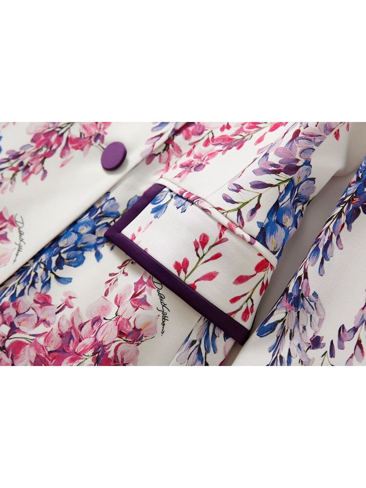 Floral Power Suit – Where Elegance Blooms Boldly