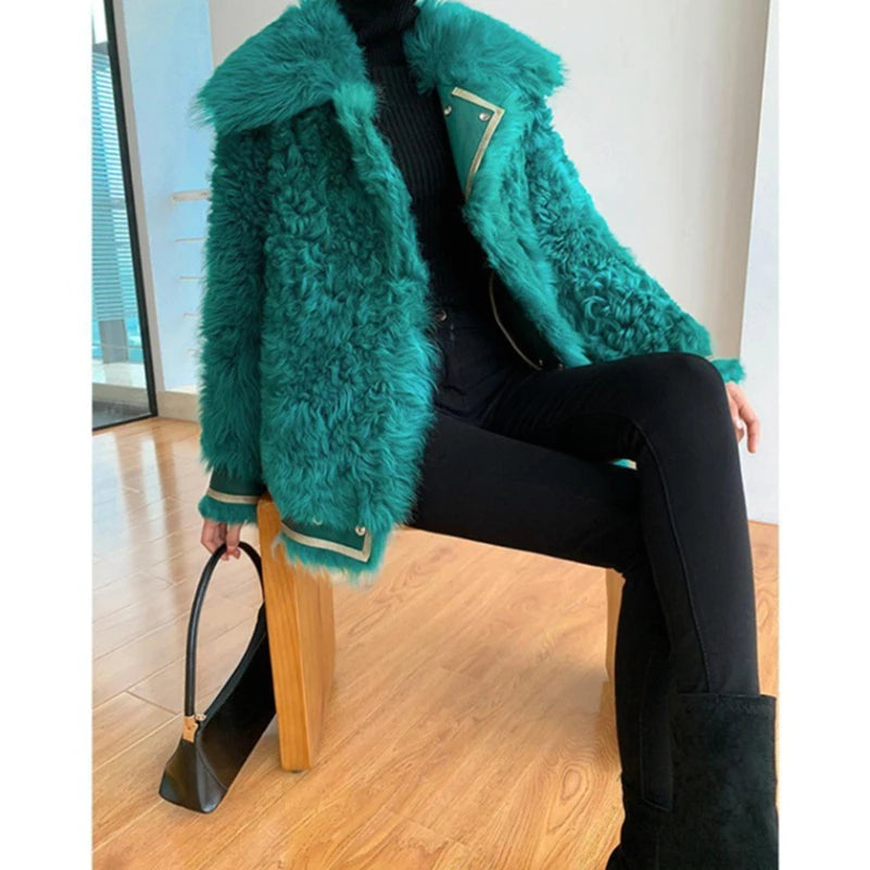 Elegant and Plush Women's Faux Fur Coat
