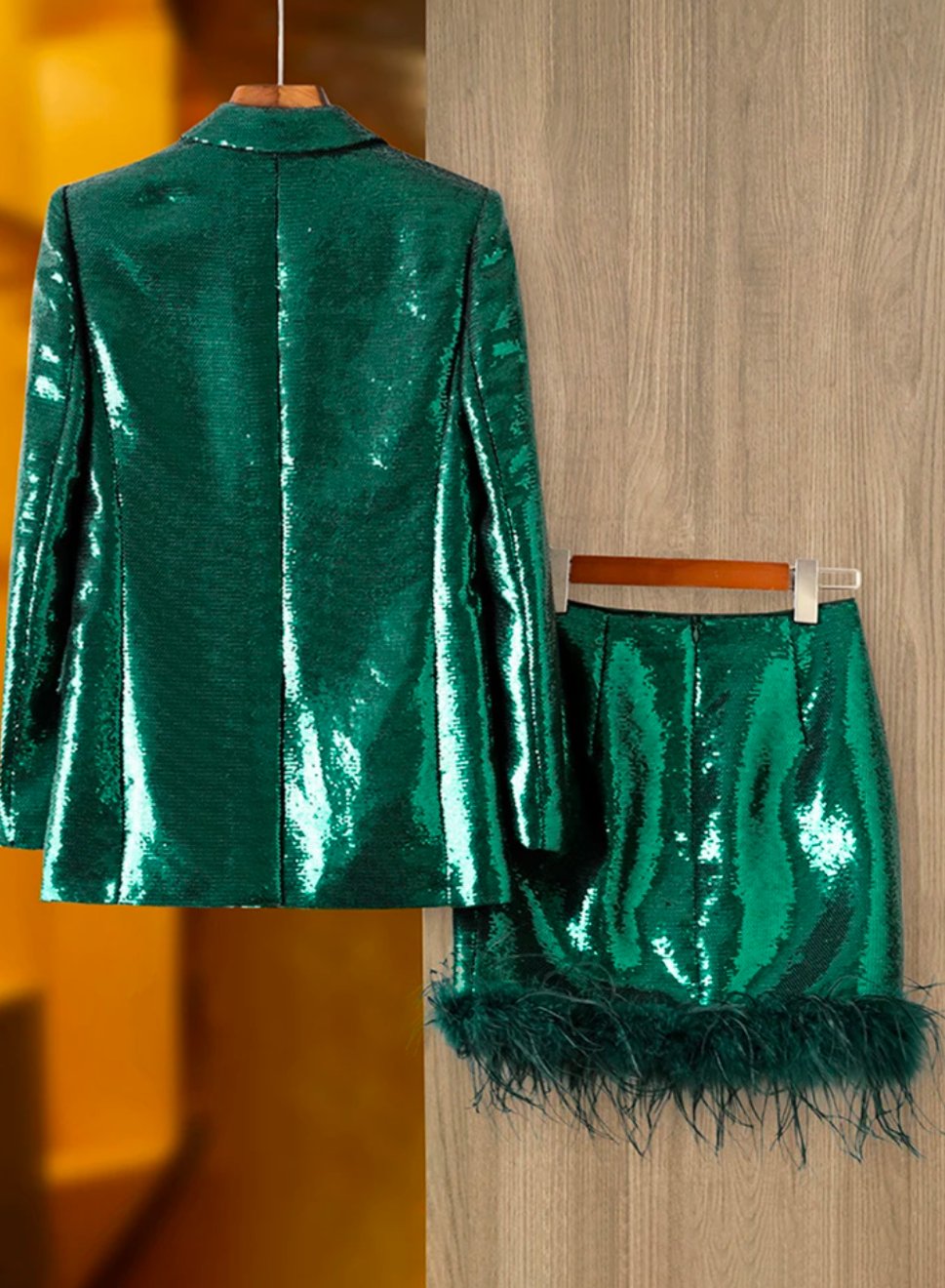 Women's Feathered Sequin Mini Suit Skirt