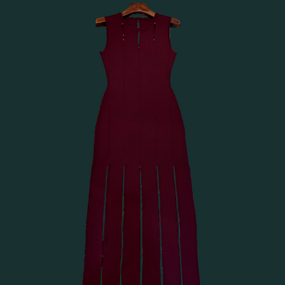 Stylish Slim Fitted Knit Dress with Slitted Skirt