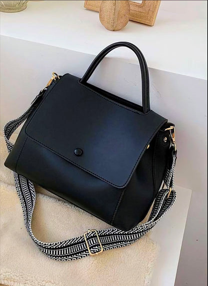Minimalist Crossbody Bags With Woven Shoulder Strap