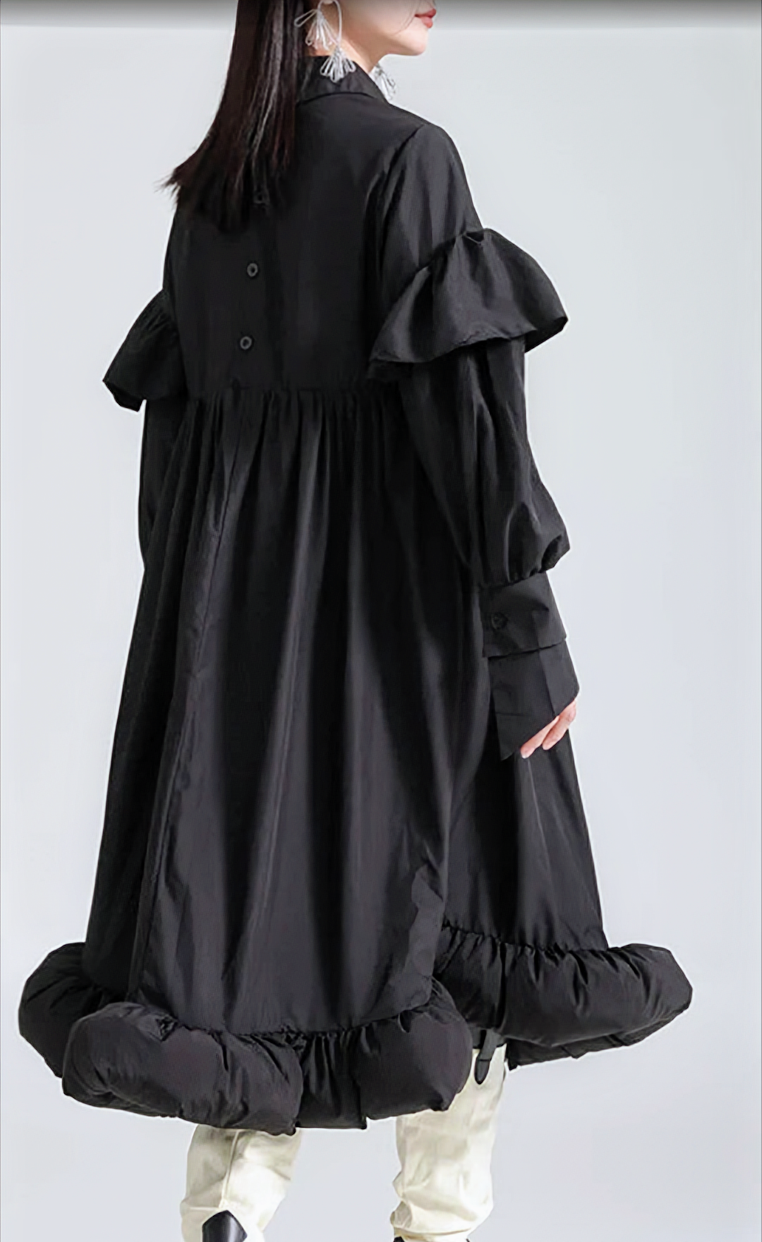 Chic Long Sleeves Ruffled Dress, Comes in Black and White