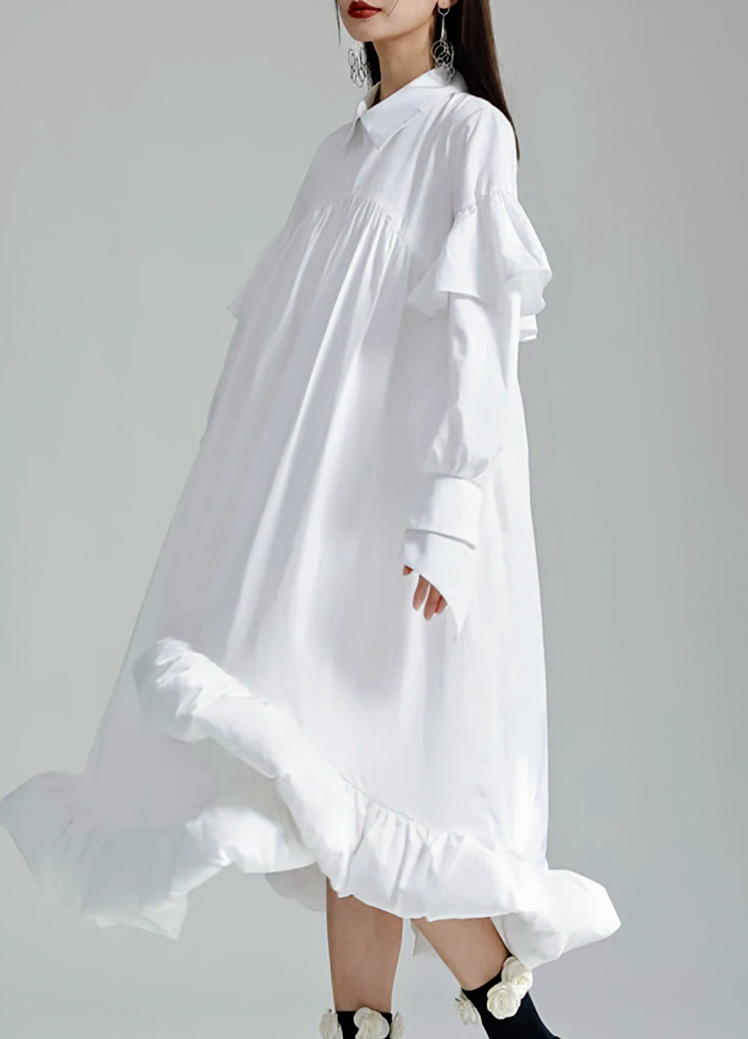 Chic Long Sleeves Ruffled Dress, Comes in Black and White