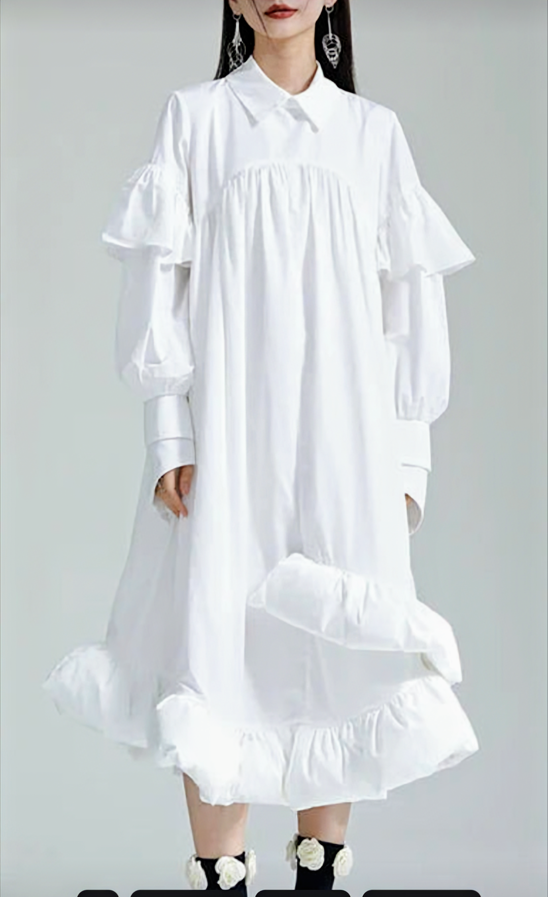 Chic Long Sleeves Ruffled Dress, Comes in Black and White